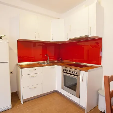 Апартаменты With Parking Space Baska, Krk - 19434 Башка